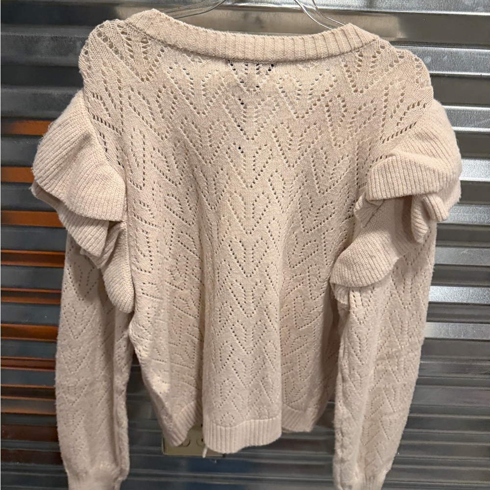 Bagatelle NWT woman’s sweater size large - Picture 4 of 5